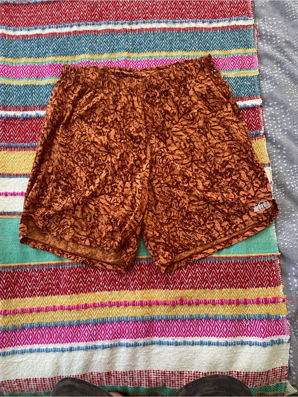 Rei Swiftland Men’s running Shorts Orange medium